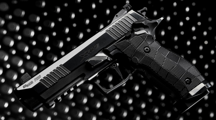 Sig Reserve Collection P226-XFive, pistola in acciaio con finitura Dlc