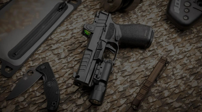 Springfield Armory Echelon Comp polimerica con compensatore